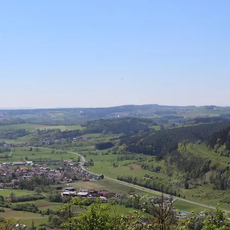Moderne Ferienwohnung Mit Eigenem Garten Und Traumhaften Blick Wilhelmsthal Extérieur photo