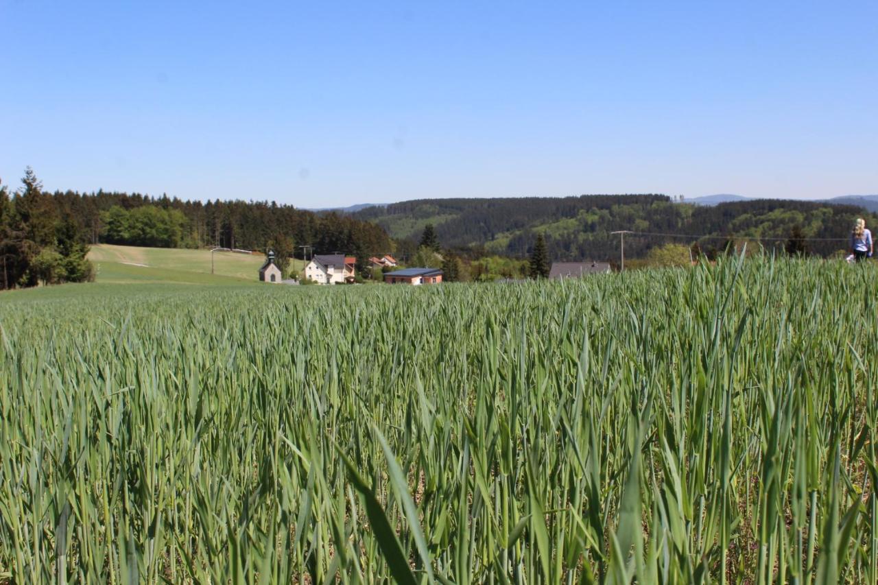 Moderne Mit Eigenem Garten Und Traumhaften Blick *
