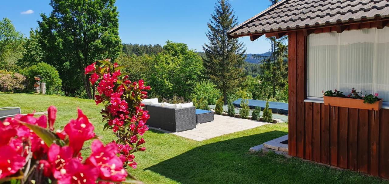 Moderne Mit Eigenem Garten Und Traumhaften Blick *