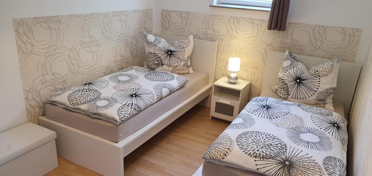 Moderne Mit Eigenem Garten Und Traumhaften Blick